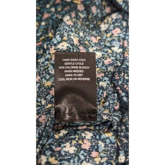 Gypsies & Moondust Womens Large Floral Crop Top Smocked Green Blouse Long Sleeve - Picture 10 of 10